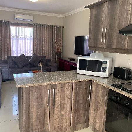 Bay Sun Lodge Richardsbaai Buitenkant foto