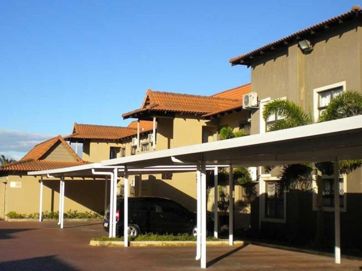 Bay Sun Lodge Richardsbaai Buitenkant foto