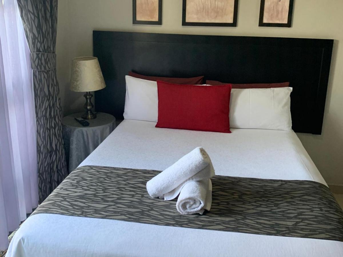 Bay Sun Lodge Richardsbaai Buitenkant foto