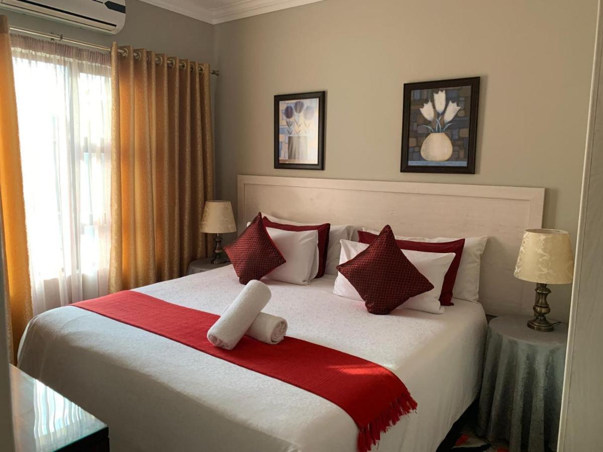 Bay Sun Lodge Richardsbaai Buitenkant foto